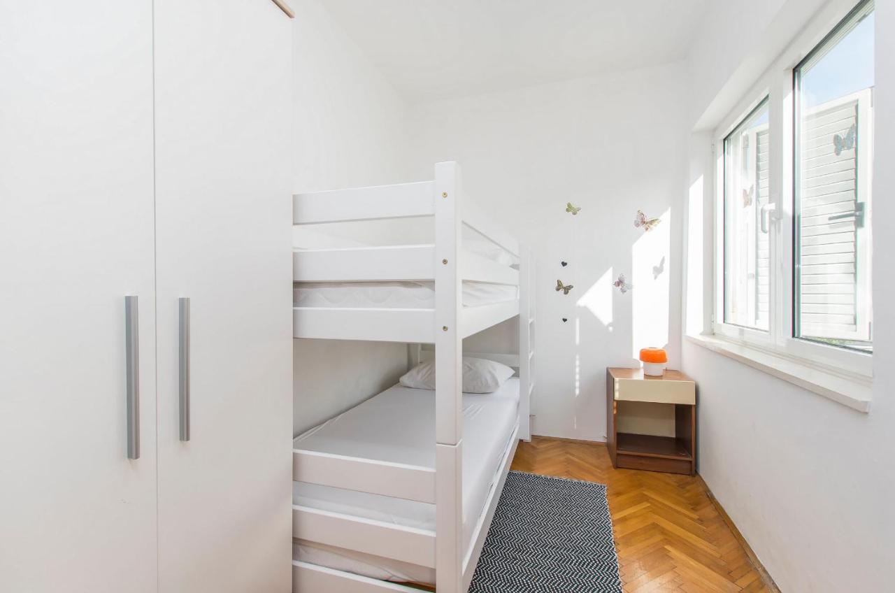 Apartment And Rooms Franka Žaborić Extérieur photo